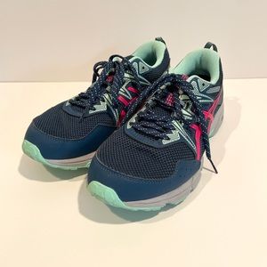 Asics Gel Kayana 26 Venture 8 Womens Size 9 Like New